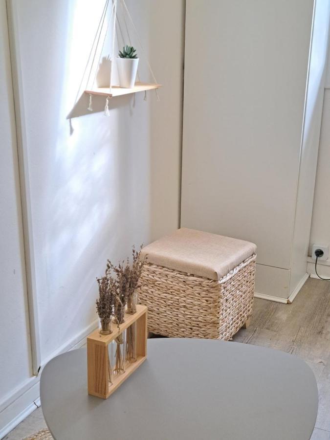 Small And Functional Studio In A Charming Residence - Benakey Cannes Exteriör bild