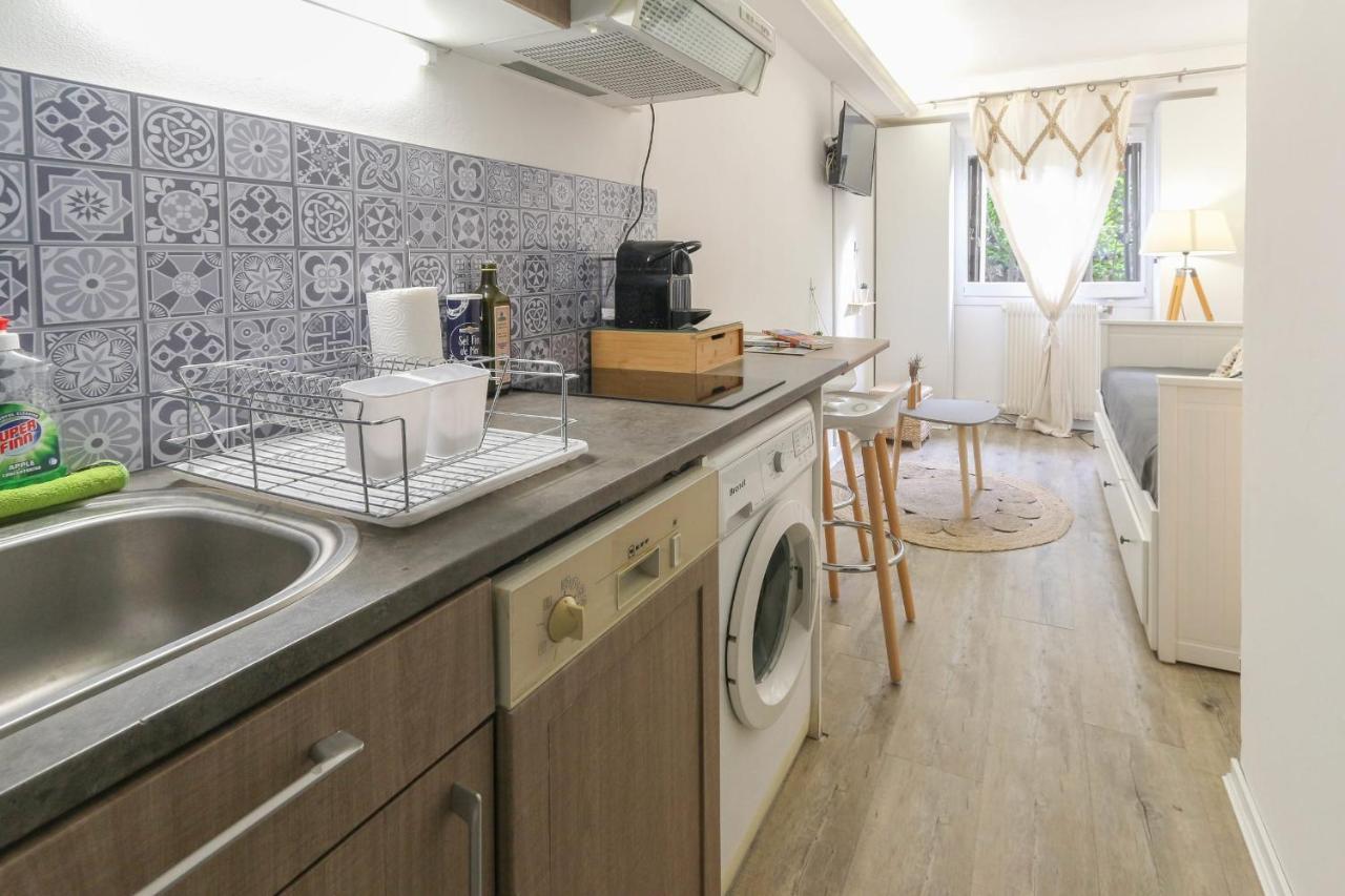 Small And Functional Studio In A Charming Residence - Benakey Cannes Exteriör bild
